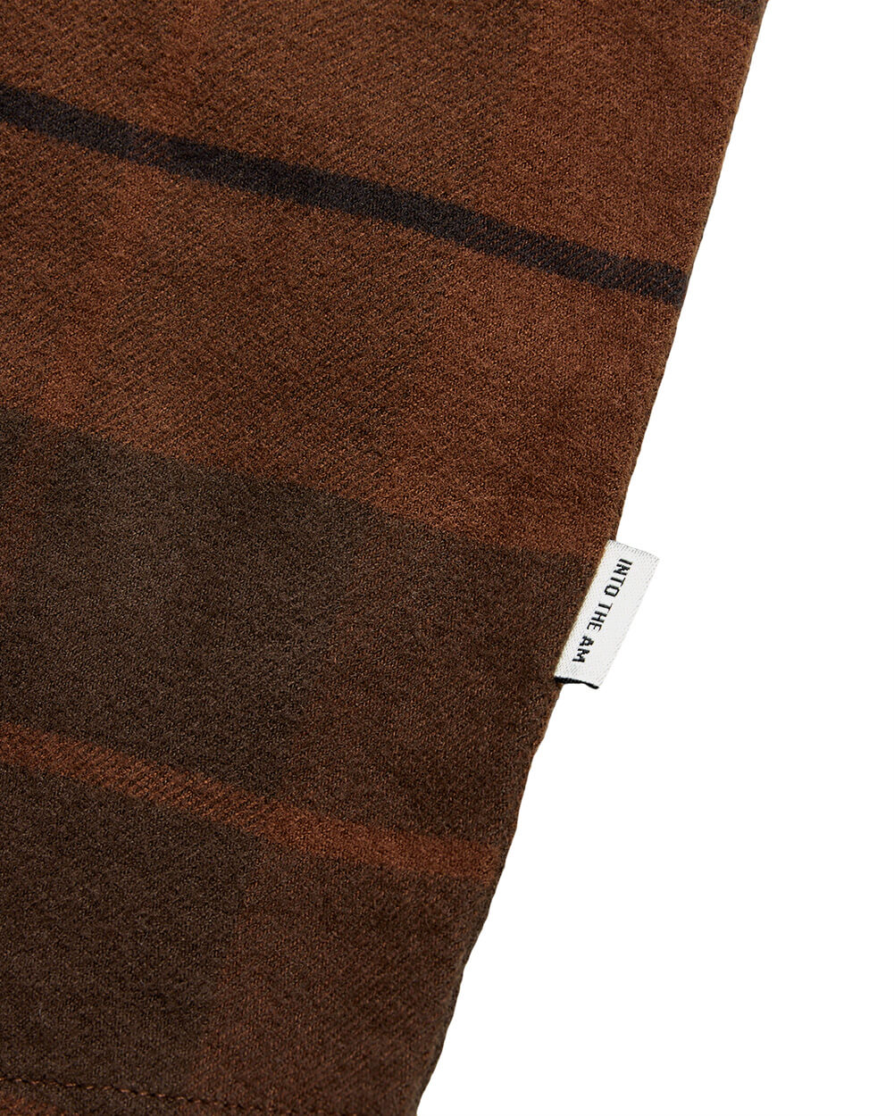 Fairbanks Flannel-Brown-Regular-Detail--Model---L