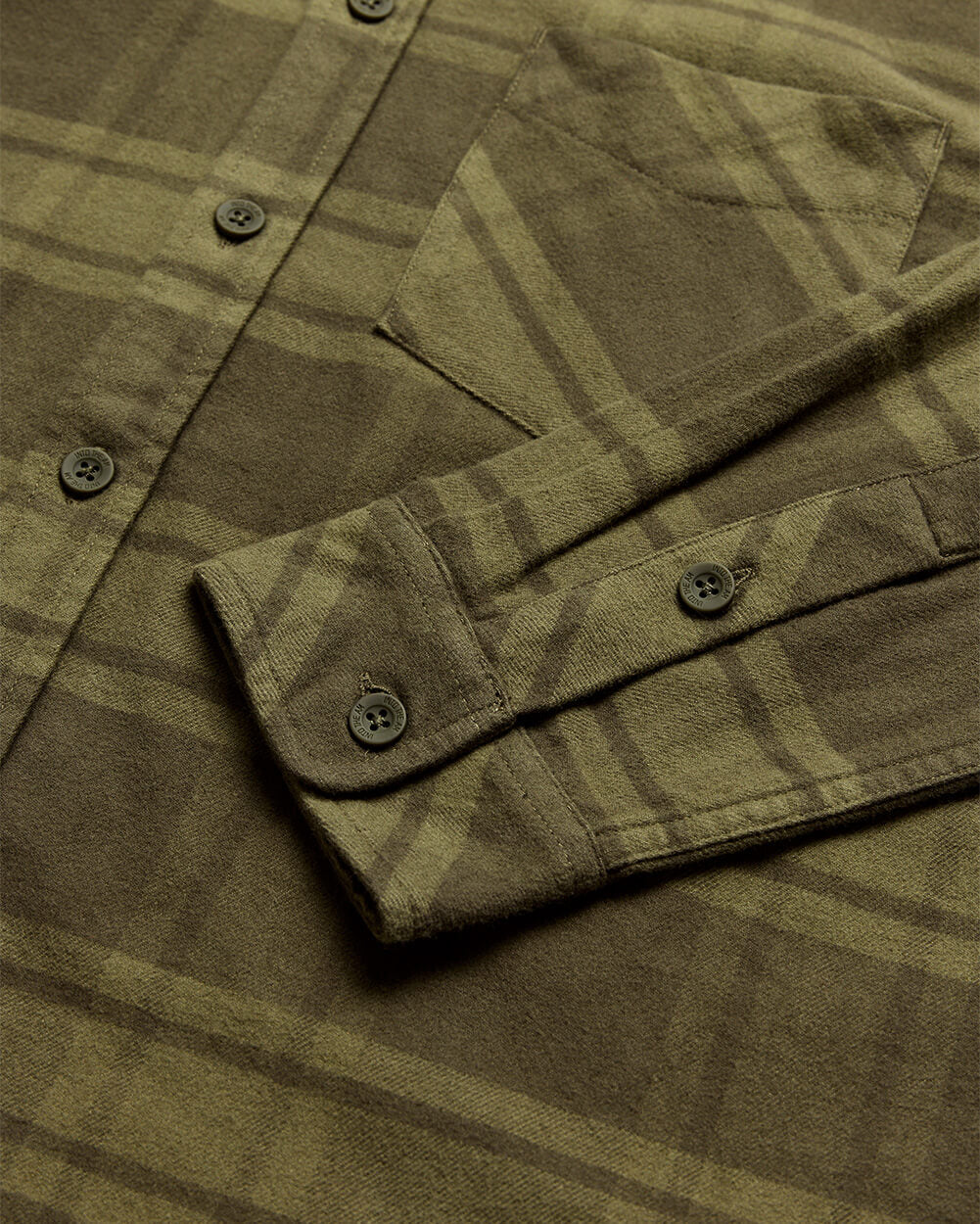 Fairbanks Flannel-Dark Olive Green-Regular-Detail--Model---L