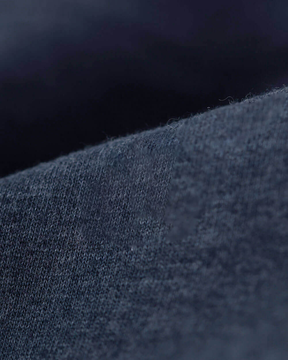 V-Neck Tee - Non-Branded-Navy-Detail--Model---M-Regular