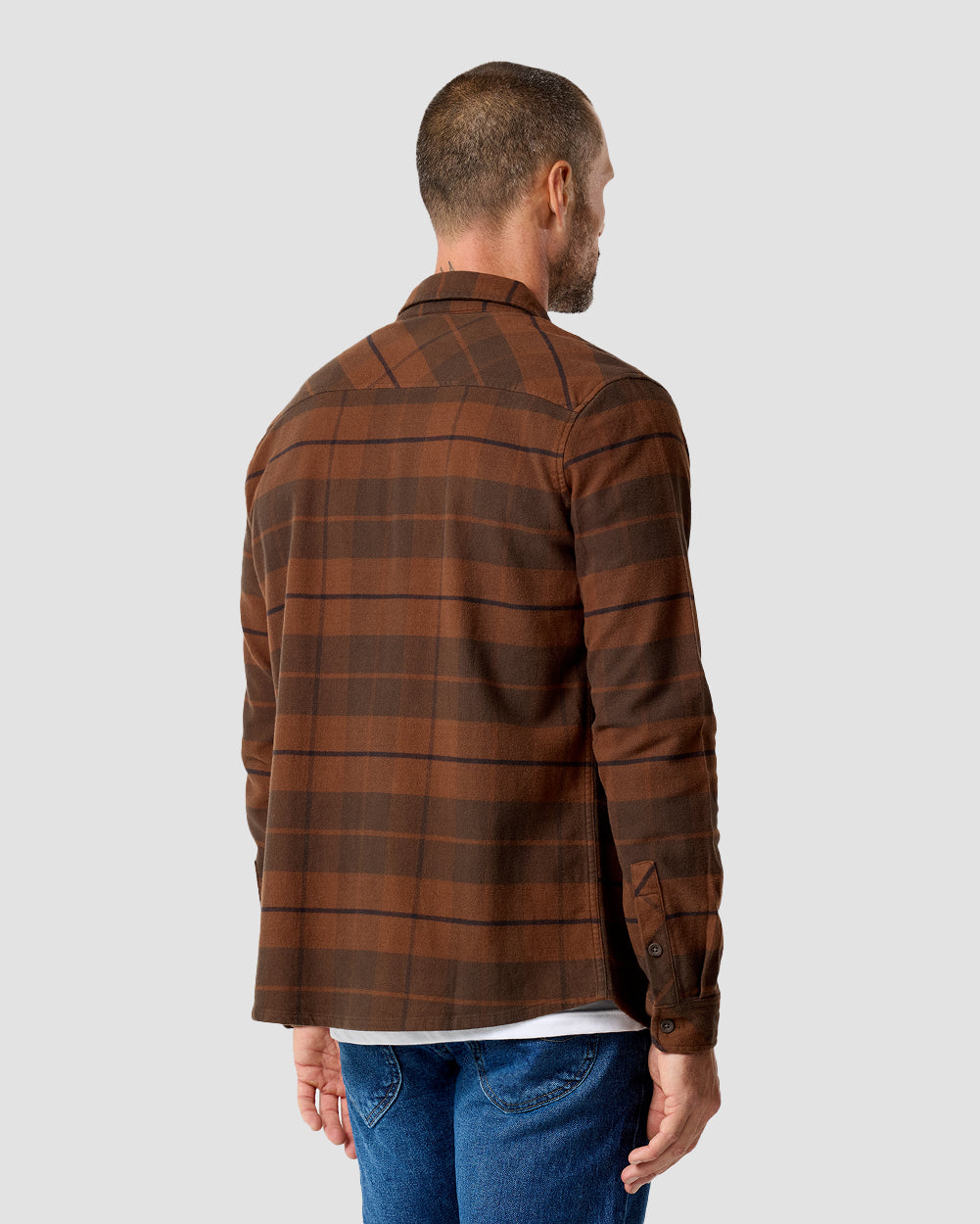 Fairbanks Flannel-Brown-Regular-Back--Model---L