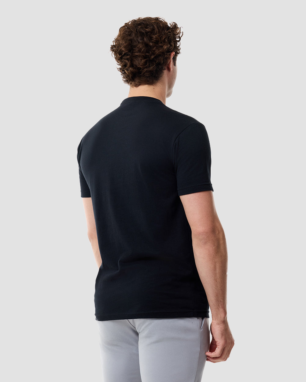 Misty Bay Tee-Black-Regular-Back--Chase---M