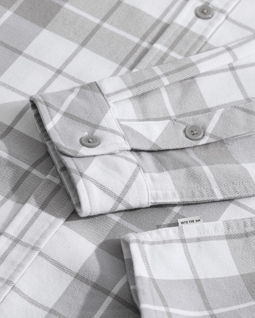 Long Sleeve Flannel-Plaid White-Mock2