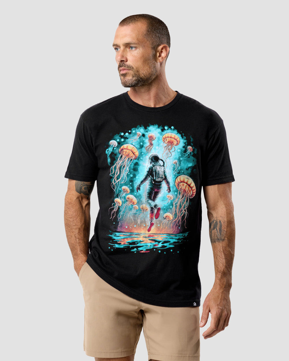 Jelly Cosmos Vintage Tee-Black-Regular-Front--Zac---L