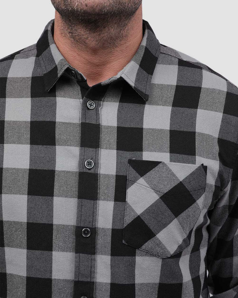 Long Sleeve Flannel-Checker Black/Grey-Detail