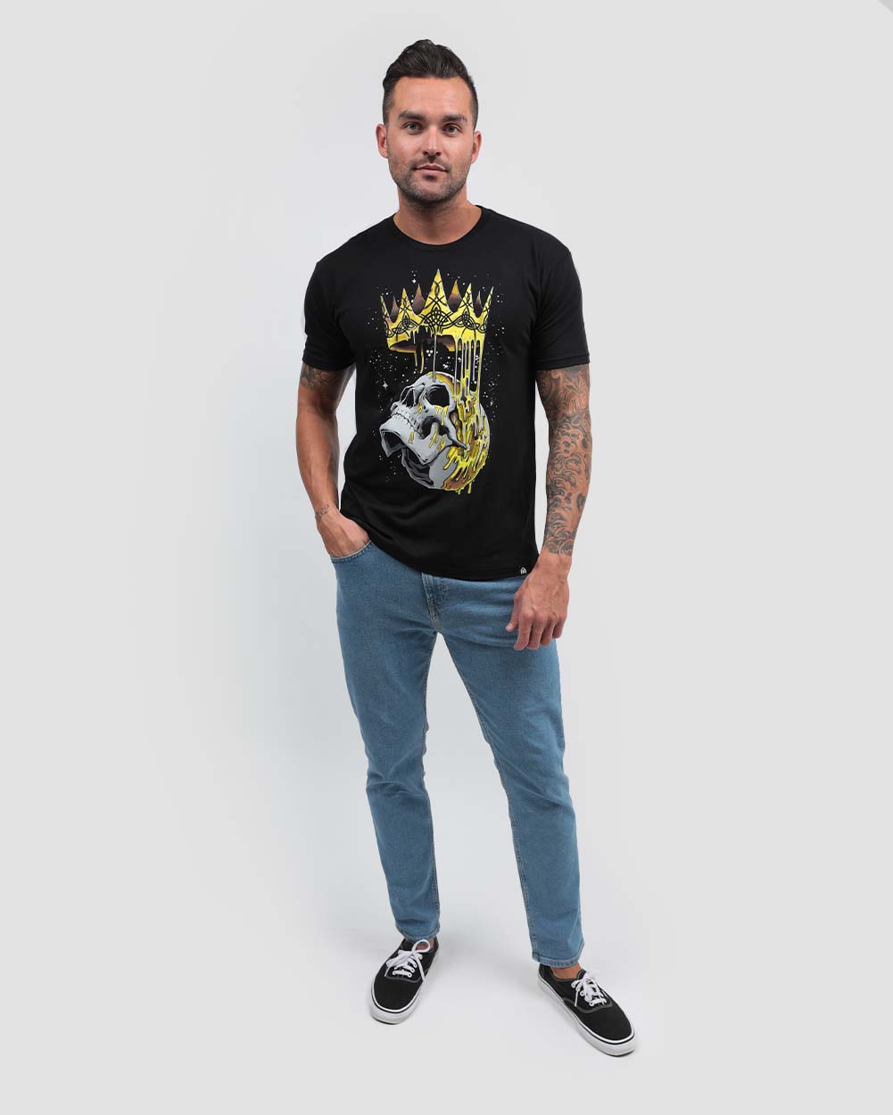 Fallen King Tee-Black-Full--Zach---M