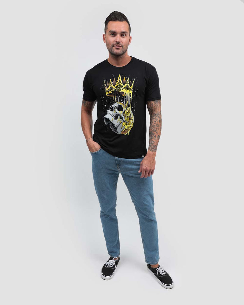 Fallen King Tee-Black-Full--Zach---M