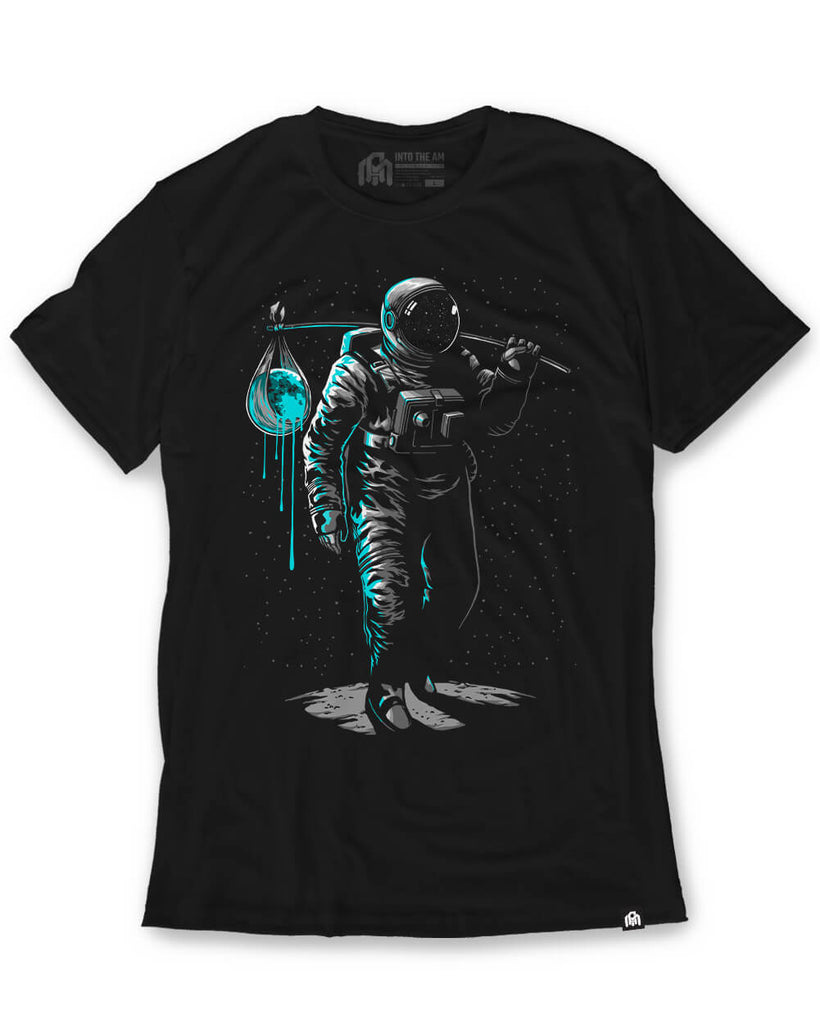 Space Nomad Tee-Black-Regular-Mock--Model---L