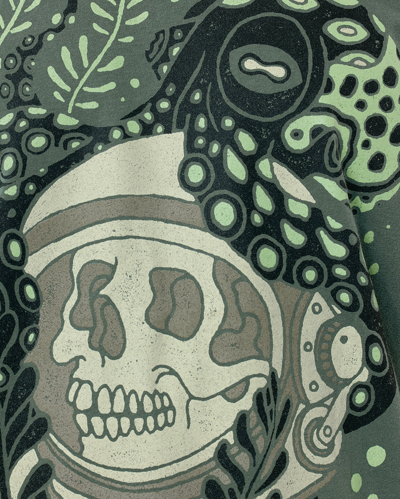 Tentacle Tomb Vintage Tee-Vintage Royal Pine-Regular-Detail--Nico---L