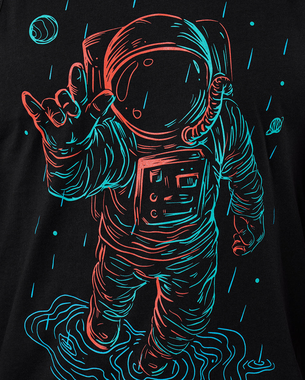 Universal Love Glow-in-the-Dark Tank-Detail--Nico---L