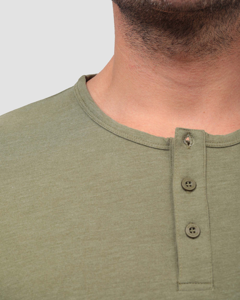 Essential Henley Tee-Olive Green-Detail